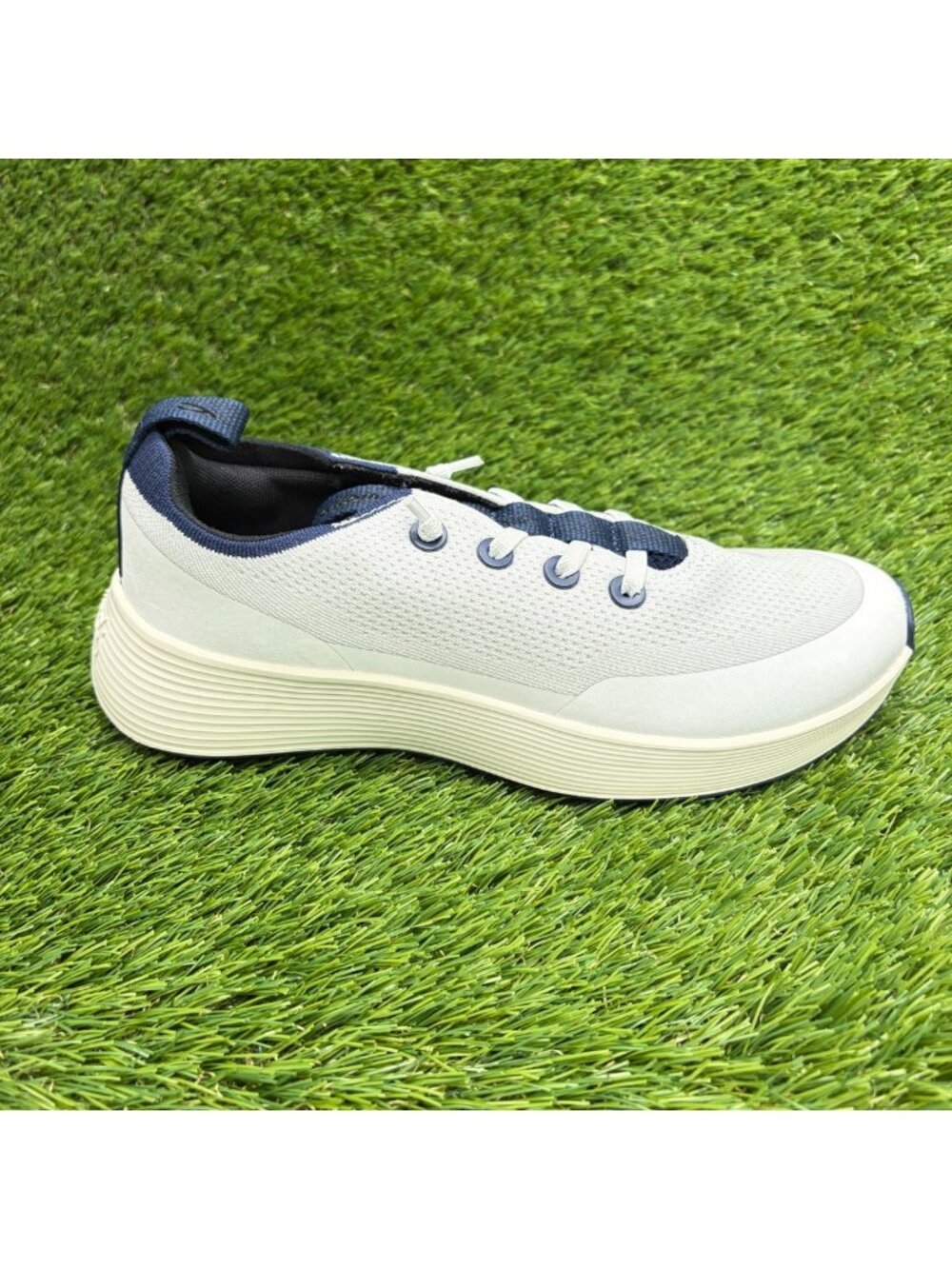 Allbirds Tree Runner Go Womens Size 7 White Blue Athletic Running Shoes Sneakers